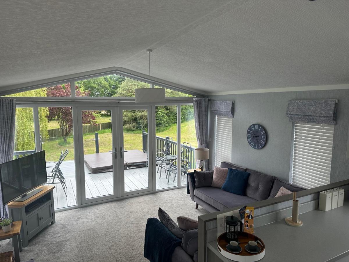 Orchard View Lodge Woodhall Spa Bagian luar foto