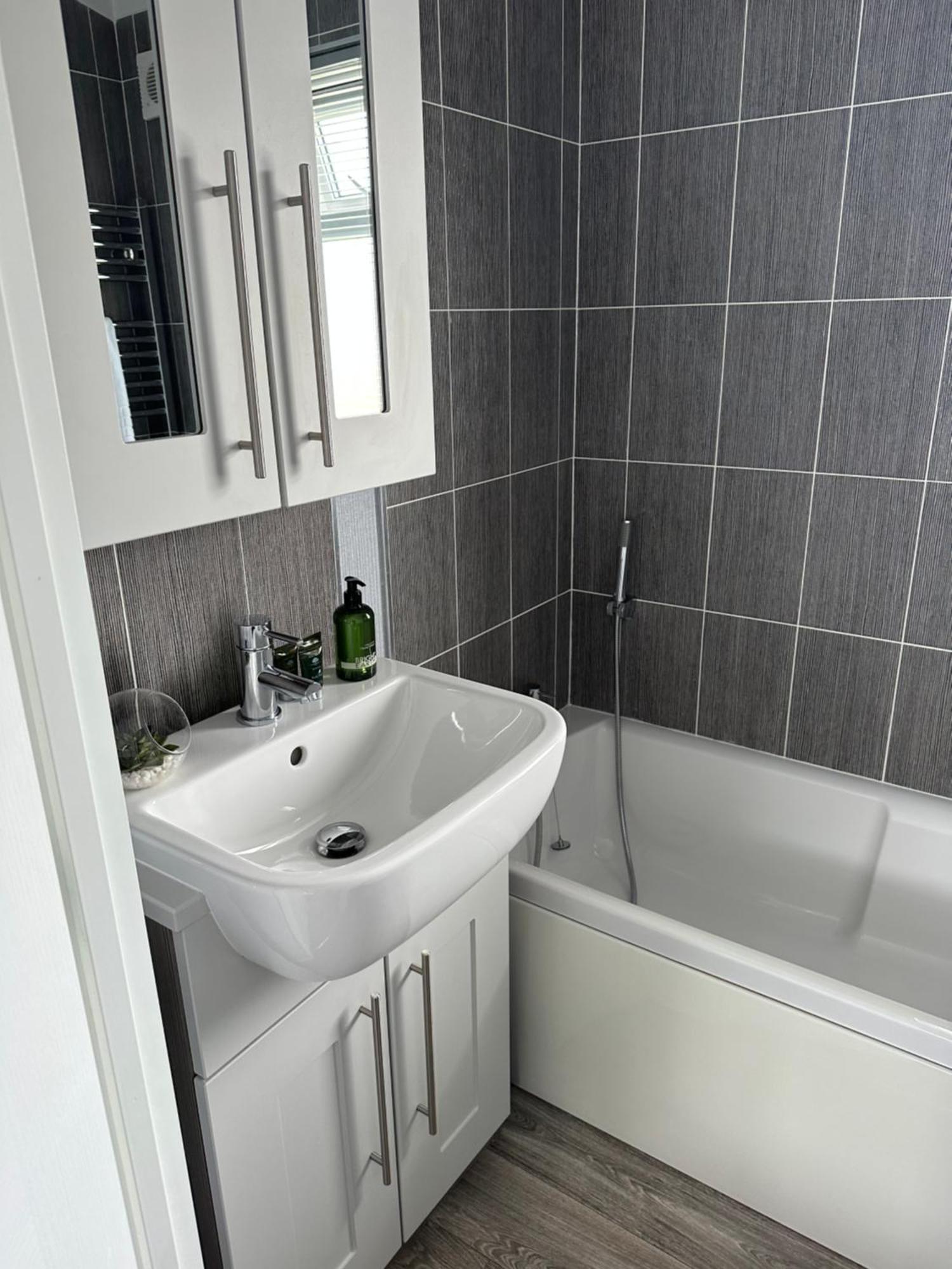 Orchard View Lodge Woodhall Spa Bagian luar foto